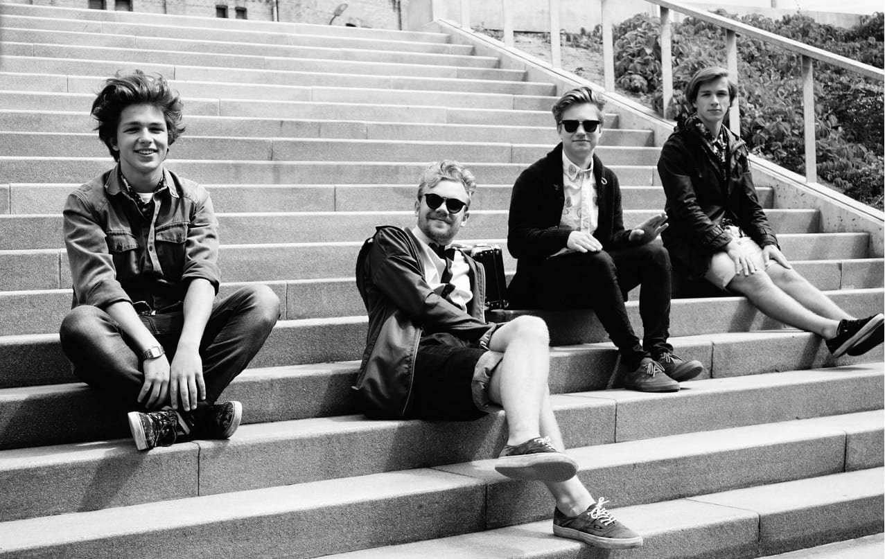 Album Review: No Clouds Allowed // Carnival Youth