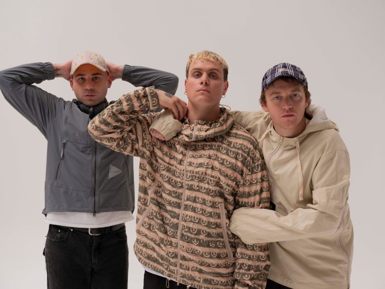 Track Review: Olympia // DMA’S