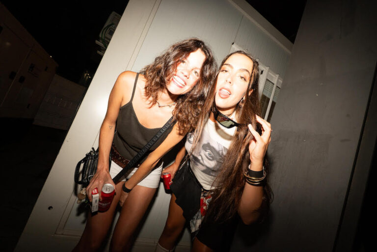 Track Review: girl, so confusing (cover) // Hinds