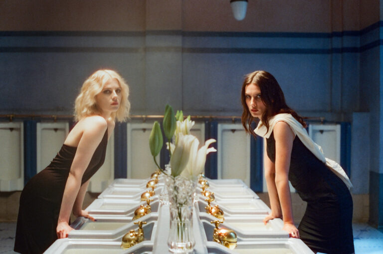 Music Video Review: Just Two Girls // Wolf Alice 