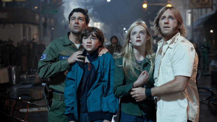 Super 8 (2011) © Paramount Pictures