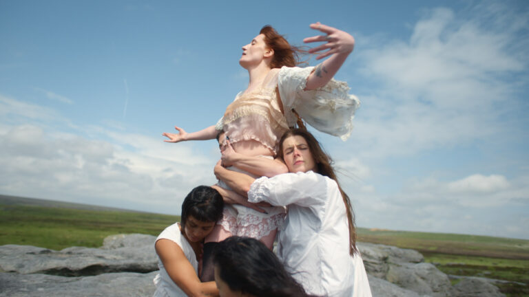 Album Review: Everybody Scream // Florence + The Machine