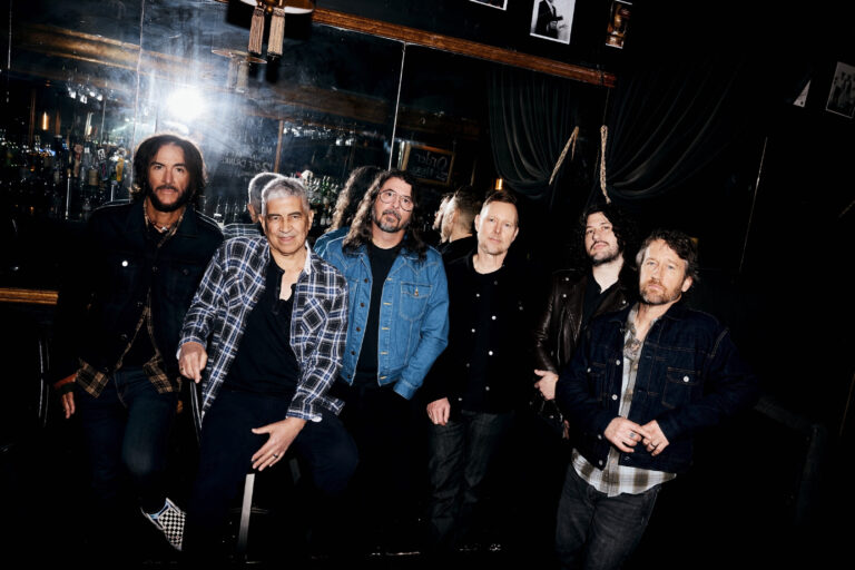 Track Review: Your Favourite Toy // Foo Fighters